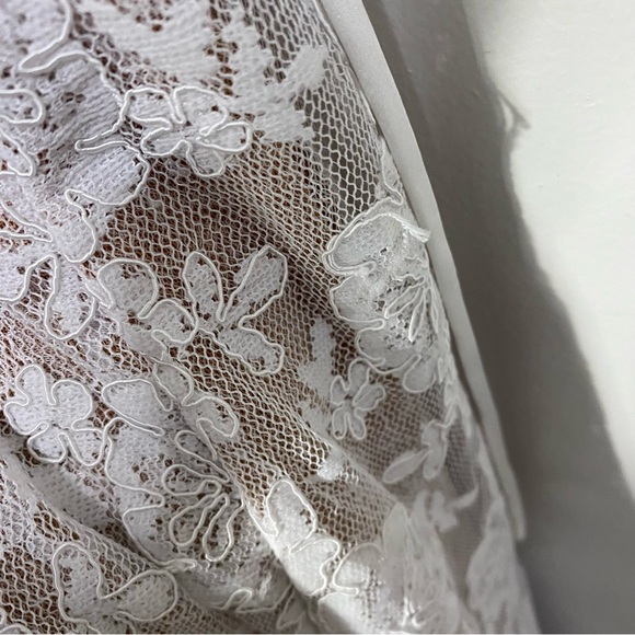 V Chapman The Whitby Gown White Chantilly Lace Bridal Sz‎ 14 MISSING SLEEVES PO - Picture 5 of 14